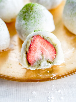 strawberry matcha daifuku mochi